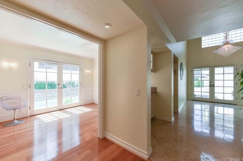 15 Sunrise, Irvine CA  92603-3719 exterior