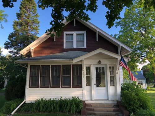 204 Haarfager Ave, Canby, MN 56220-1222