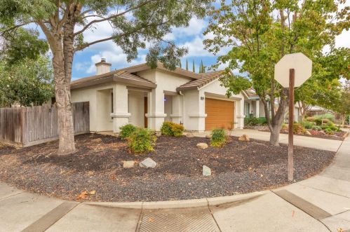 10601 Basie Way, Rancho Cordova, CA 95670-7310