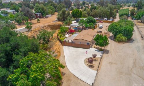 34550 Woods Ln, Wildomar, CA 92595-8906