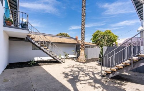 2650 Park Ln, Anaheim CA  92806-1728 exterior