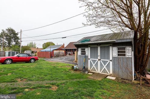 924 Rolridge Ave, Lancaster PA  17603-5739 exterior