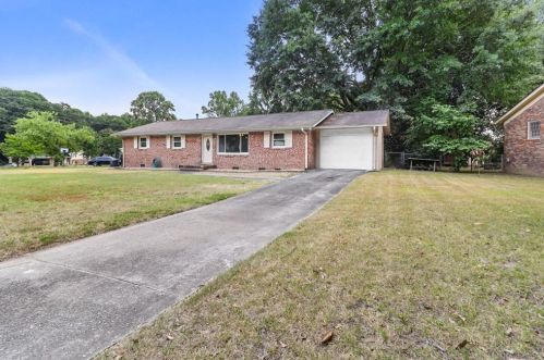 2200 Powers Ferry Dr, Marietta, GA 30067-7126