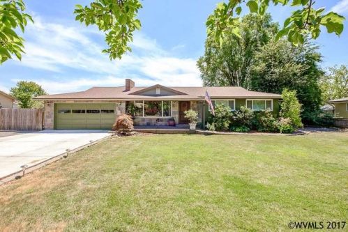 855 Wagon Wheel Dr, Lebanon, OR 97355-2962