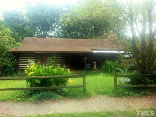 104 Person St, Louisburg, NC 27549-2250