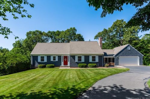 91 Northview Dr, Glastonbury, CT 06033-3659