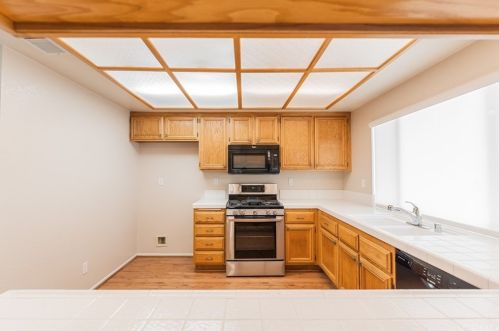 8543 Yarrow Ln, Riverside CA 92508-2971 exterior