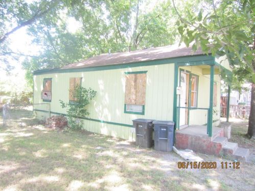 1824 Carver Ave, Fort Worth, TX 76102-1503