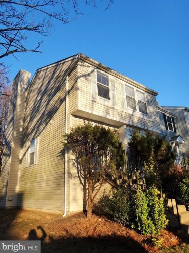 1675 Bayfield Way, Herndon, VA 20194-1513