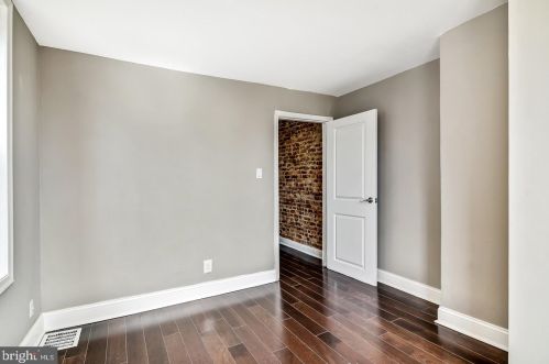 6142 Larchwood Ave, Philadelphia PA 19143-1006 exterior