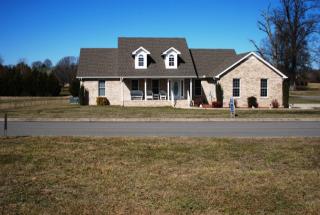 116 Kades Ct, Decherd, TN 37324-3980
