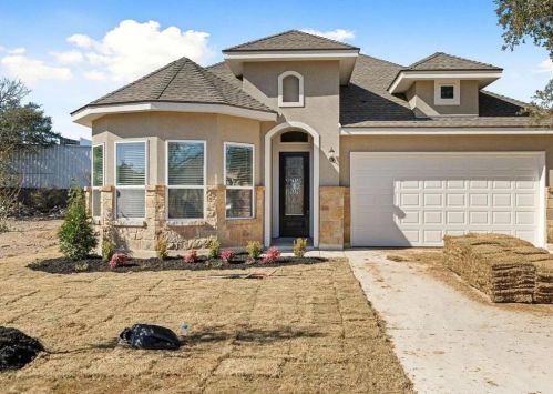 620 Carriage House, Spring Branch TX  78070-4984 exterior