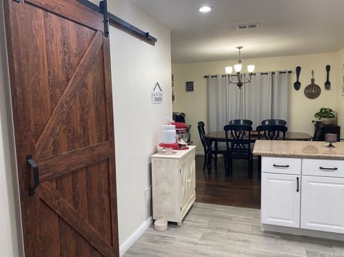 5896 Avenue Juan Bautista, Riverside CA  92509-6409 exterior