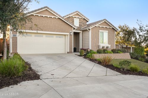 888 Calle De La Rosa, Santa Maria, CA 93455-6090