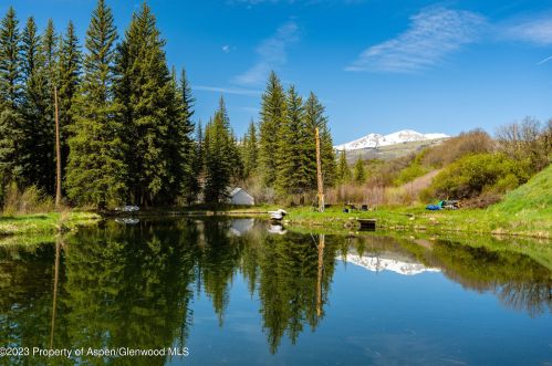 1645 Capitol Creek Rd, Snowmass CO 81654-9337 exterior