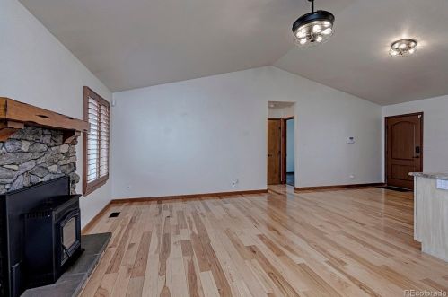 43145 Saddlehorn Dr, Elizabeth CO 80107-9328 exterior