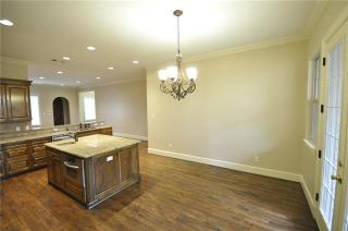 5745 Stanford Ave, Dallas TX  75209-4418 exterior