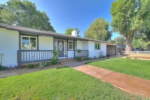 7106 Orch St, Riverside CA  92504-3958 exterior