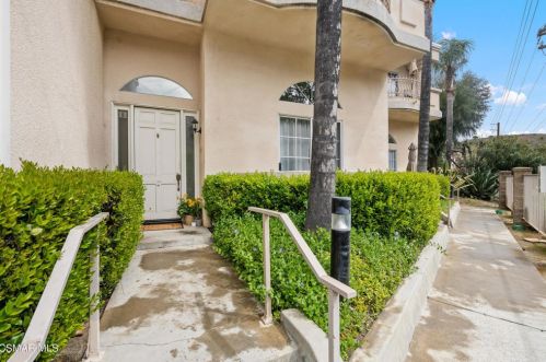 5340 Las Virgenes Rd, Calabasas, CA 91302-2692