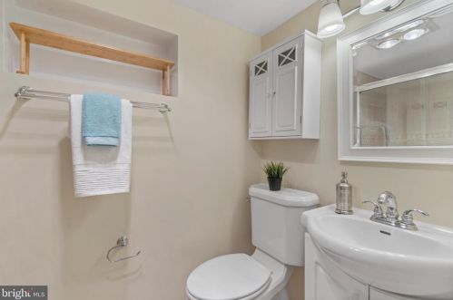 608 Greenbrier Dr, Silver Spring MD 20910-4269 exterior