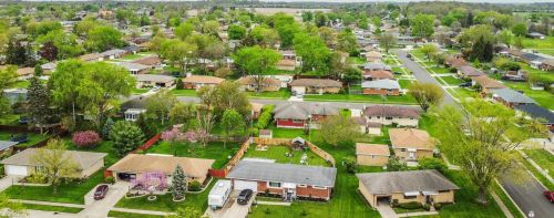 4466 Phoenix Dr, Springfield OH  45503-6326 exterior