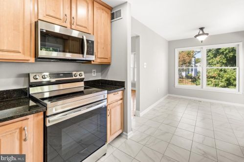 2229 Cherry Leaf Ln, Silver Spring MD 20906-5733 exterior