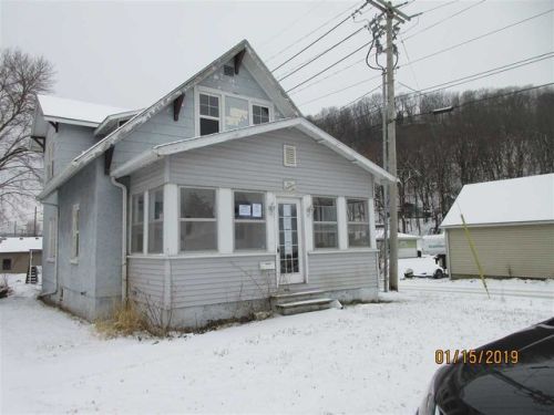 202 High St, Bellevue IA  exterior