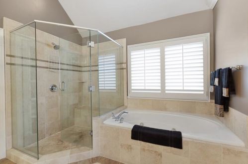 2527 Brookline Cir, Atlanta GA  30319-3690 exterior