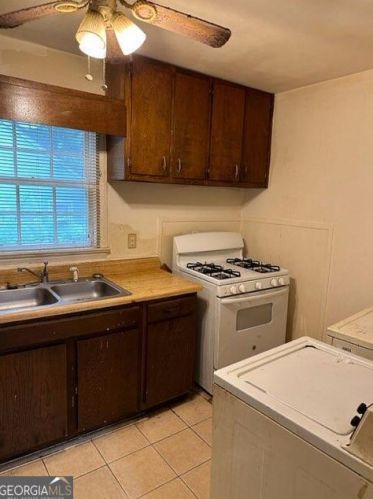 2983 Harlan Dr, Atlanta GA  30344-3758 exterior
