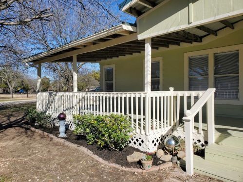 507 Evergreen Trl, Cedar Hill TX exterior