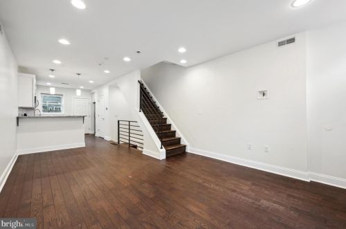 2214 Greenwich St, Philadelphia PA  19146-4207 exterior