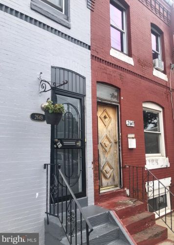 2647 12th St, Philadelphia PA  19133-1102 exterior