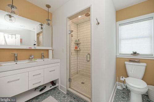 2537 Gordon St, Philadelphia PA 19132-4631 exterior