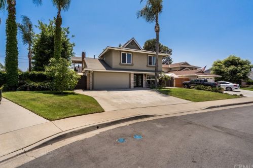 556 Bellgrove St, San Dimas, CA 91773-2201