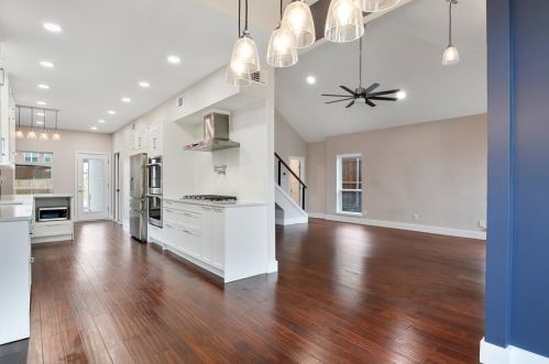 2749 Carmel Dr, Carrollton TX exterior