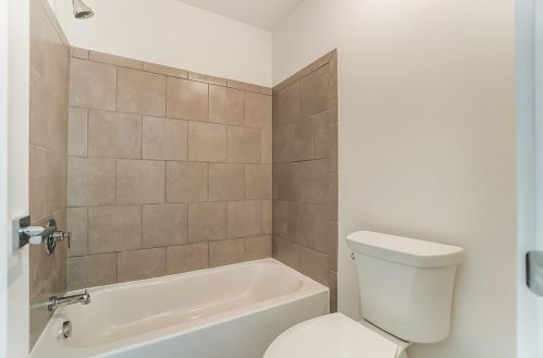 2618 Hackberry St, Cincinnati OH  45206-2122 exterior