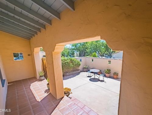 1441 Ardmore Ave, Glendale CA  91202-1515 exterior