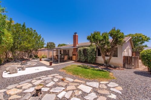 1755 Emory Ave, Simi Valley CA 93063-5005 exterior