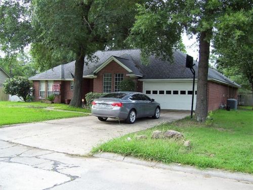 1810 Woodway Dr, Texarkana, AR 71854-9496