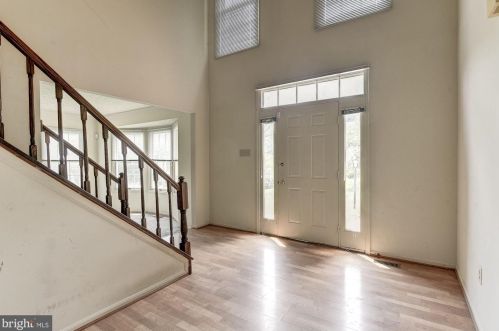 7255 Kindler Rd, Columbia, MD 21046-1216