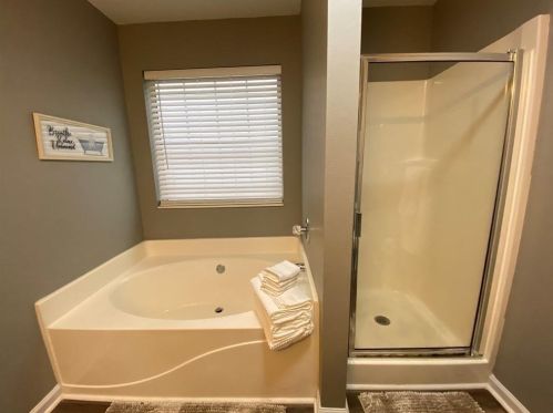 2246 Charleston Pointe, Atlanta GA  30316-3025 exterior