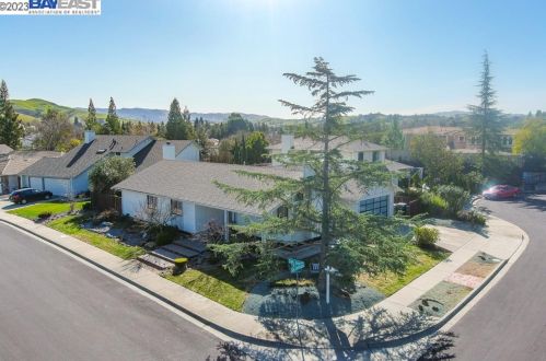 5804 San Carlos Way, Pleasanton, CA 94566-7755