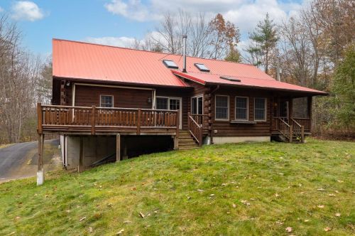78 Watson Rd, Dover, NH 03820-5801