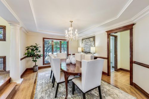 6972 Fieldstone Dr, Willowbrook IL  60527-6969 exterior