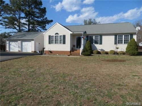 30 Poplar Pl, Aylett, VA 23009-3110