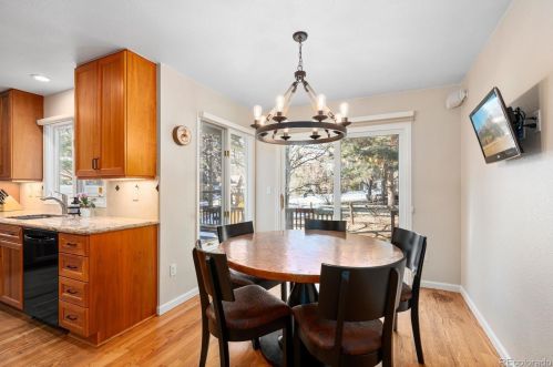 6068 Clinton Ct, Englewood CO 80111-5217 exterior