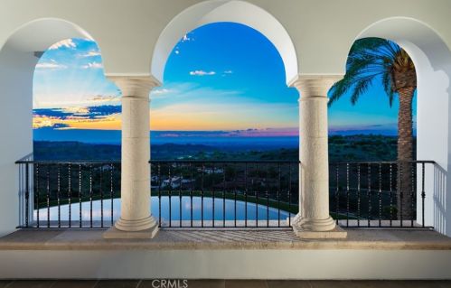 20 Black Falcon, Irvine CA  92603-0420 exterior