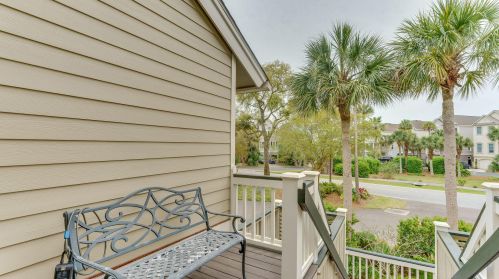 45 Linkside Ct, Isle Of Palms, SC 29451-2884