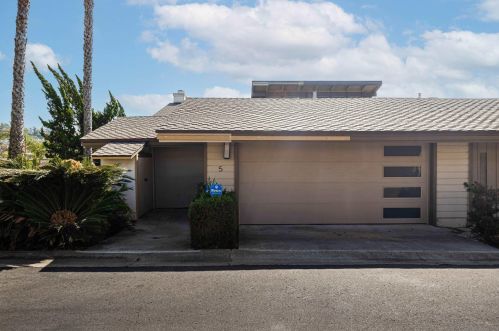 5 Greenview Dr, Carlsbad, CA 92009-6911