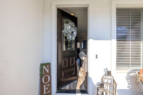 1760 Churchill Downs Cir, Valley Home, CA 95361-8683